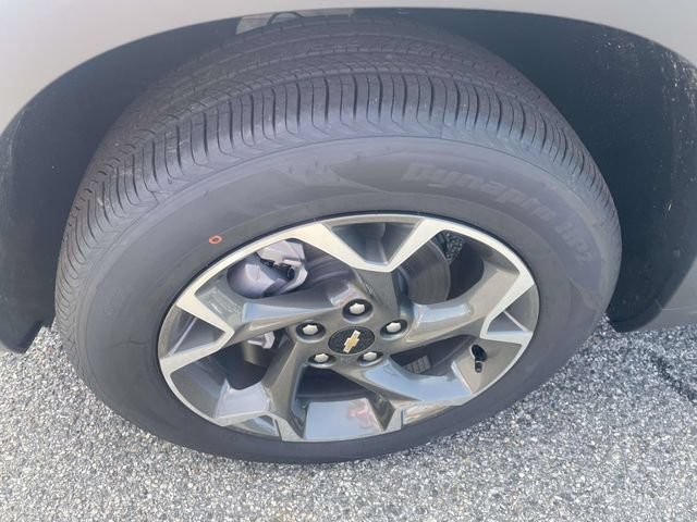 New 2026 Chevrolet Trax LT w/ Driver Confidence Package FWD image 9