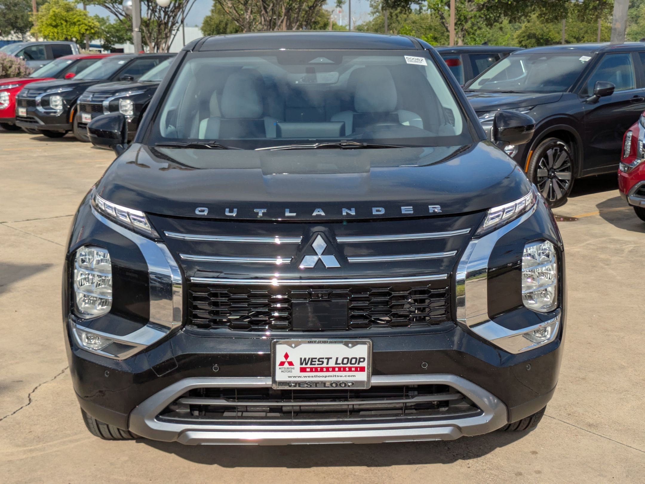 New 2025 Mitsubishi Outlander SE FWD image 8