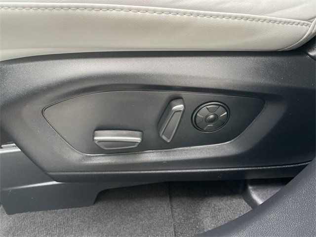 Used 2025 Ford Explorer Platinum w/ LUX Leather Package image 12