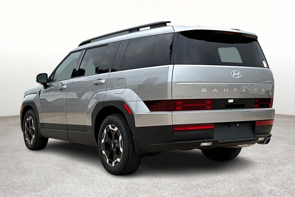 Used 2025 Hyundai Santa Fe SEL image 4