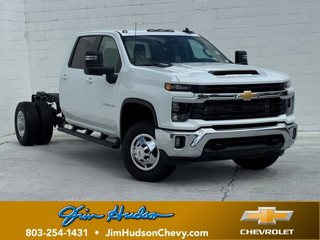 Used 2026 Chevrolet Silverado 3500 LT w/ Convenience Package AWD/4WD image 1