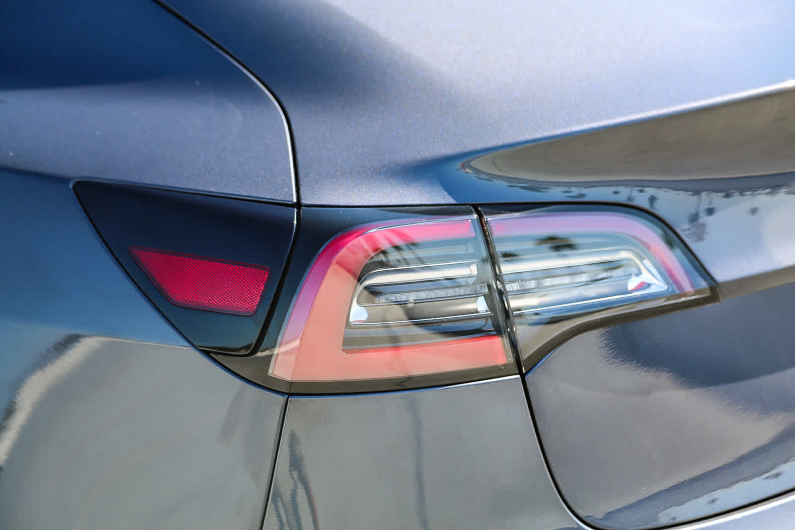Used 2023 Tesla Model 3 Standard Range RWD image 9