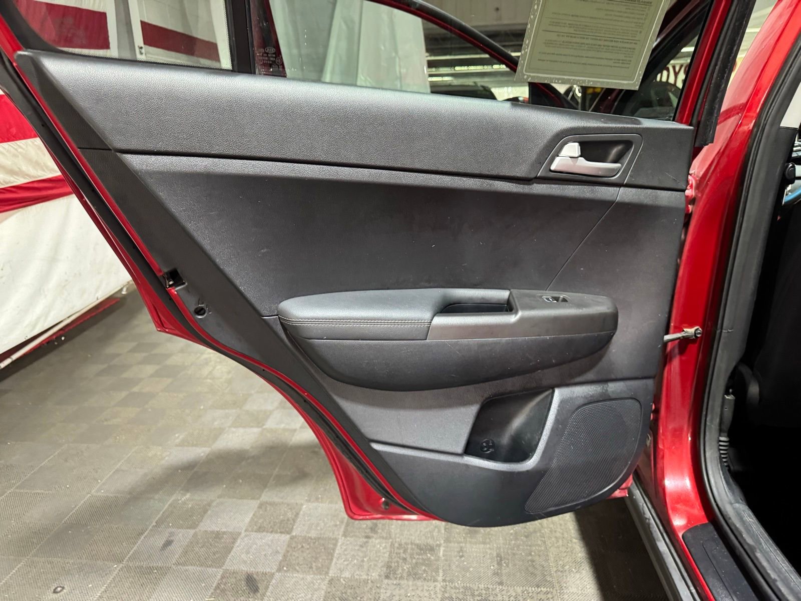 Used 2021 Kia Sportage LX image 10