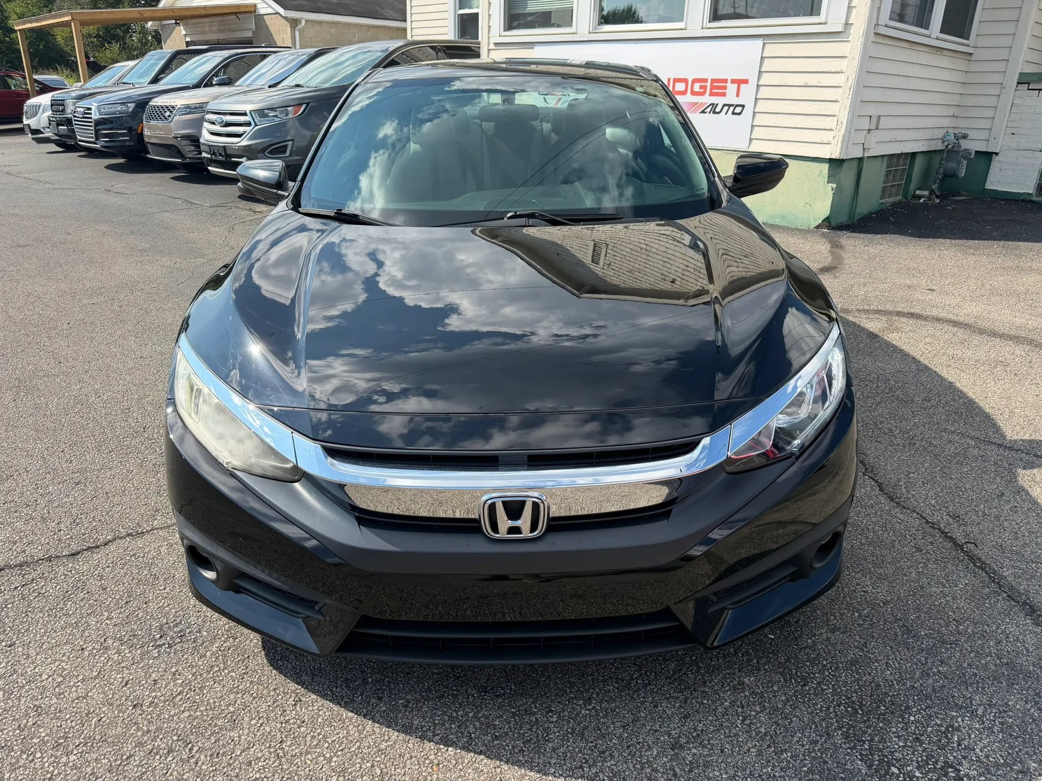 Used 2017 Honda Civic EX-T image 4