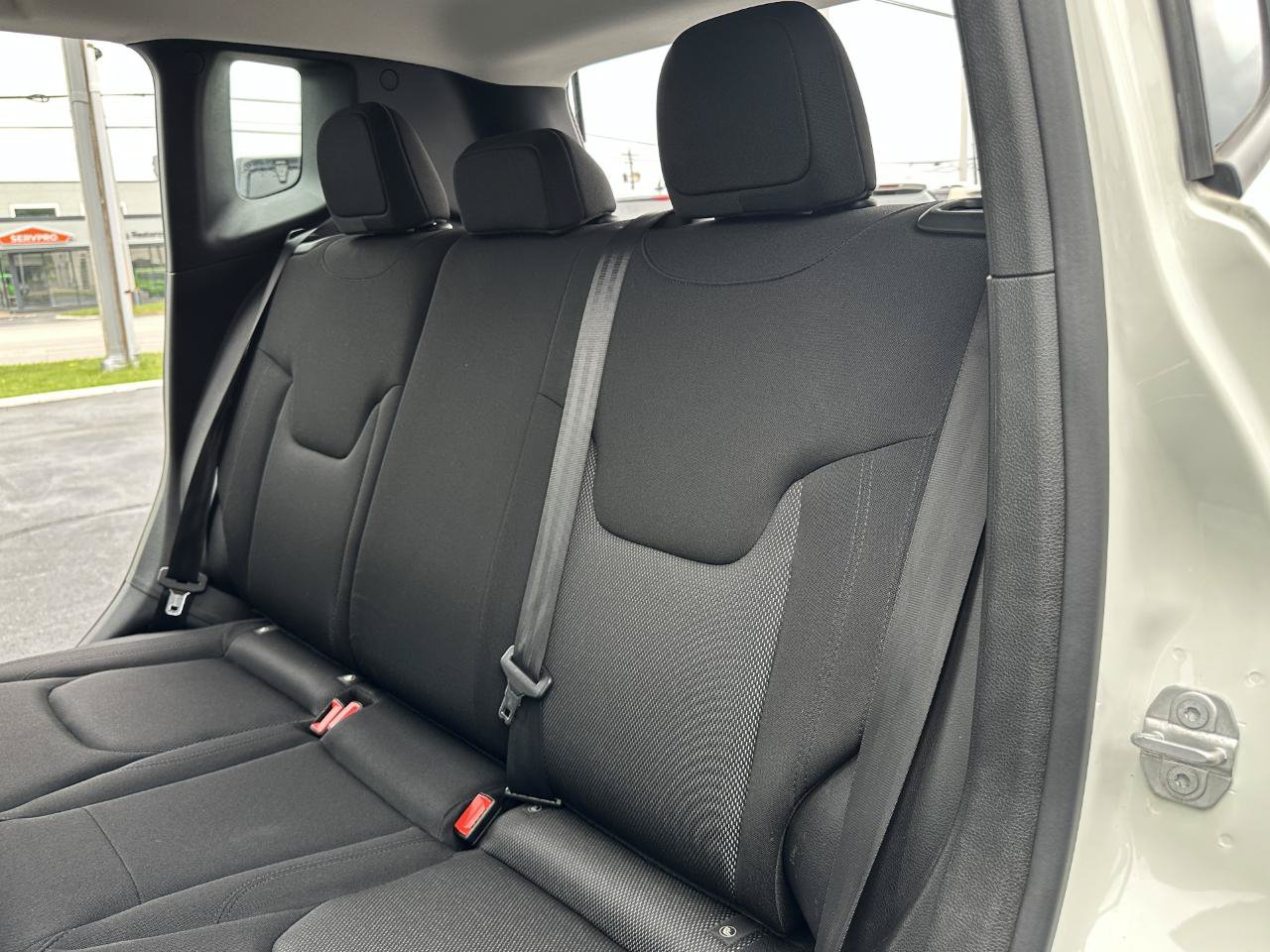 Used 2019 Jeep Renegade Sport AWD/4WD image 32