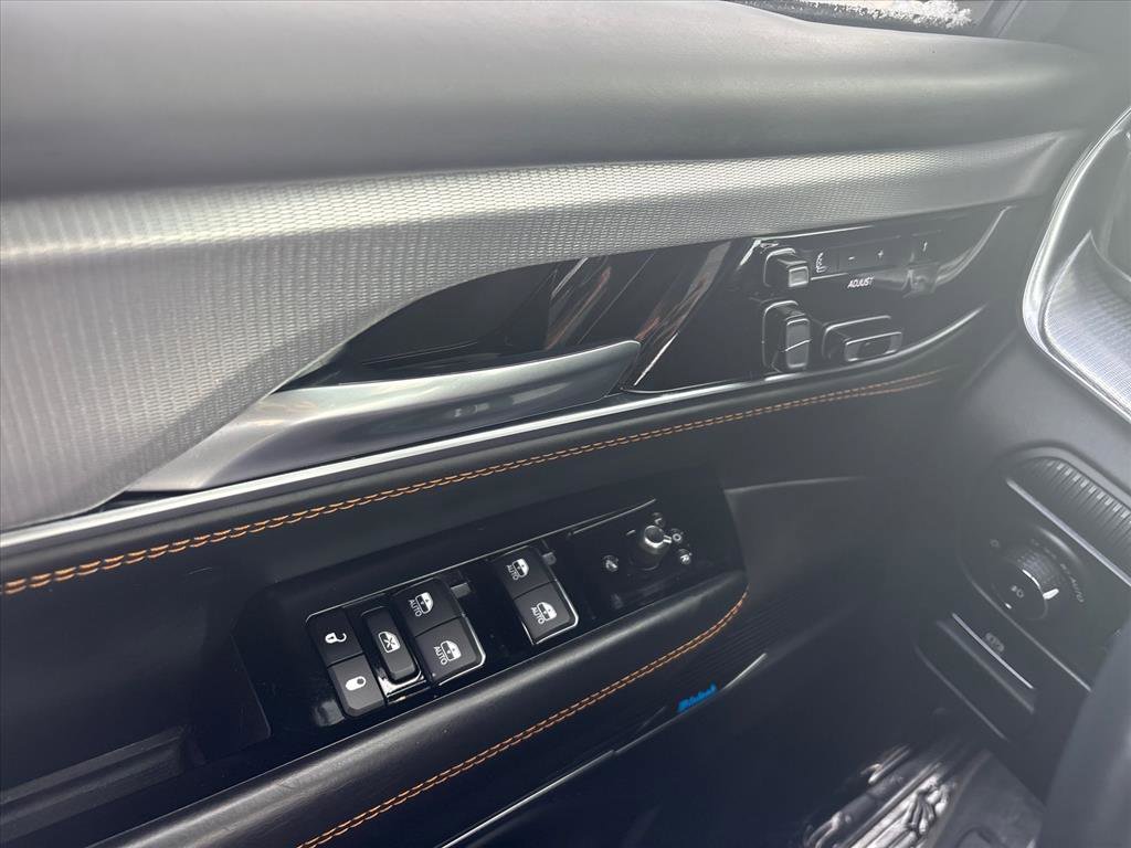 Used 2023 Jeep Grand Wagoneer L Series III w/ Rear Seat Video Group 1 image 22