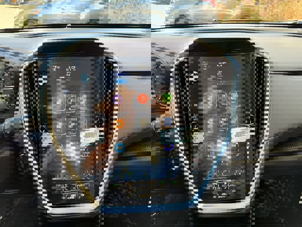 New 2025 Subaru Crosstrek 2.5i Premium image 17