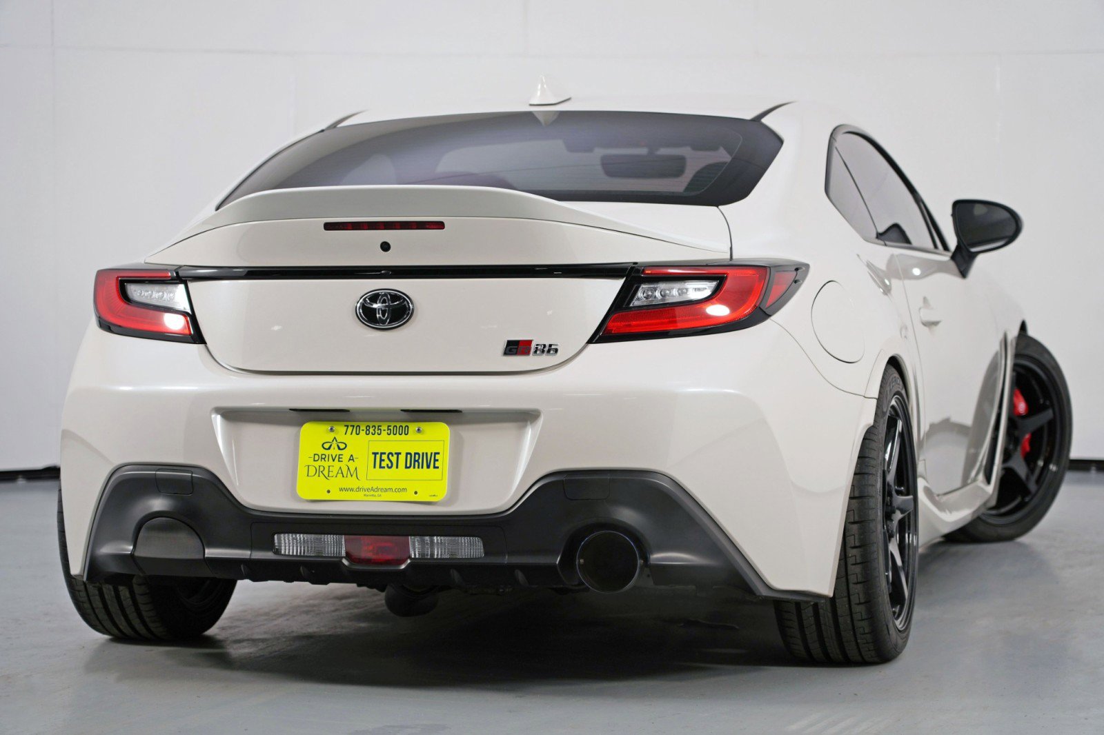 Used 2024 Toyota GR86 Premium image 5