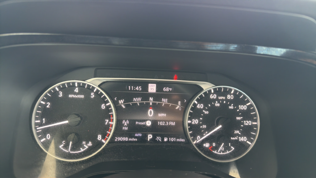 Used 2024 Nissan Pathfinder SL AWD/4WD image 19