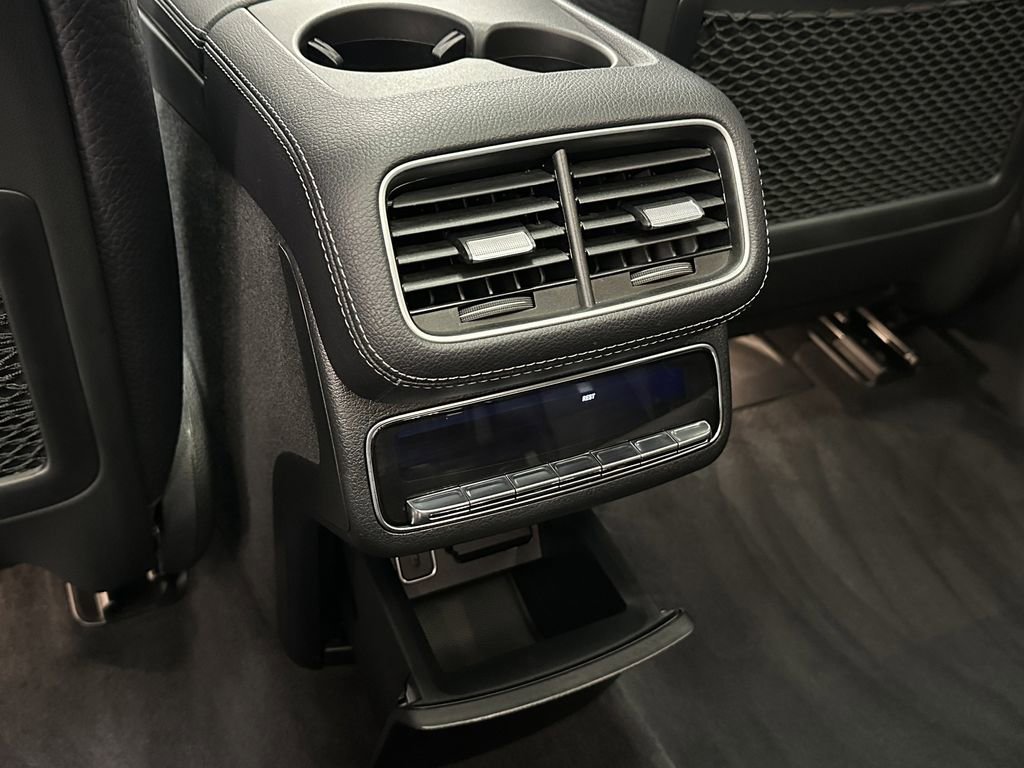 Used 2020 Mercedes-Benz GLS 450 4MATIC image 26