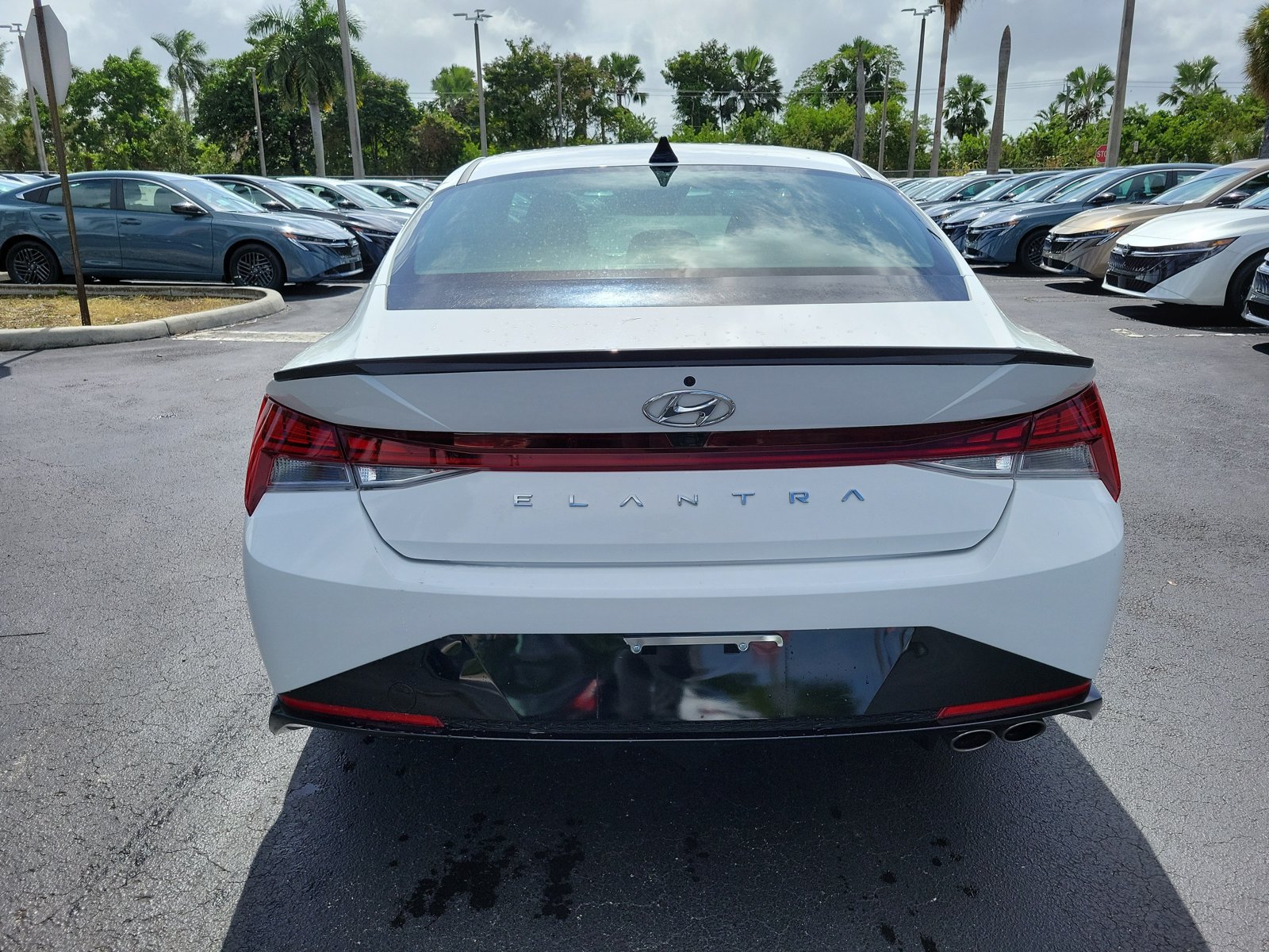 Used 2023 Hyundai Elantra N Line FWD image 5