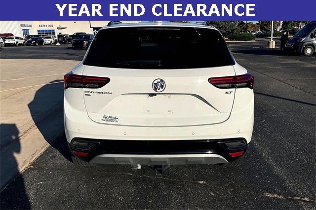 Used 2023 Buick Envision Preferred w/ Sport Touring Package image 4