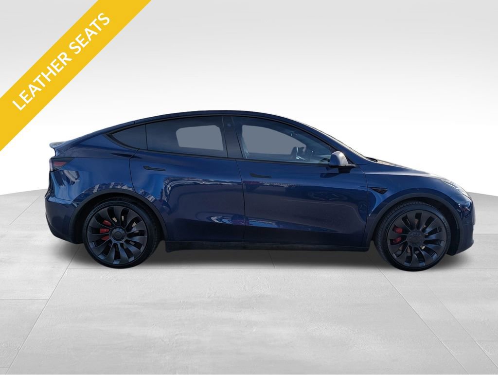 Used 2023 Tesla Model Y Performance image 4