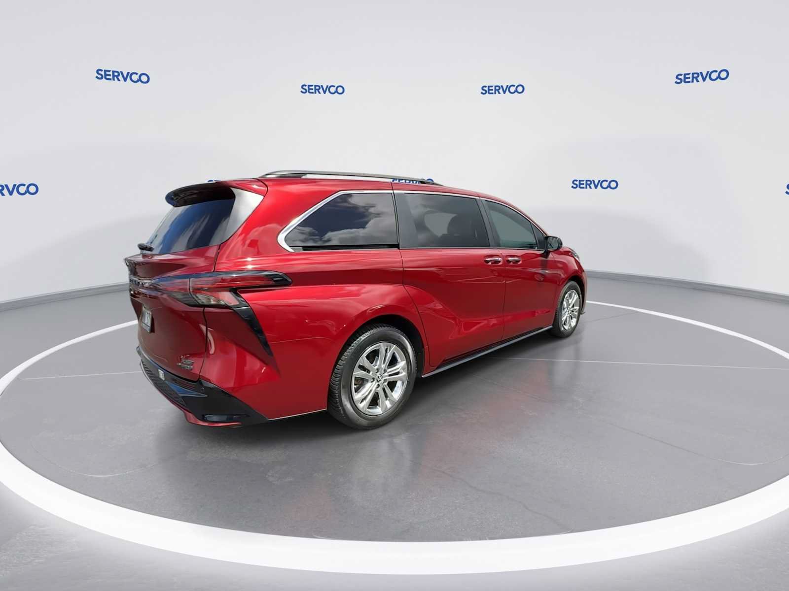 Used 2022 Toyota Sienna XSE AWD/4WD image 8