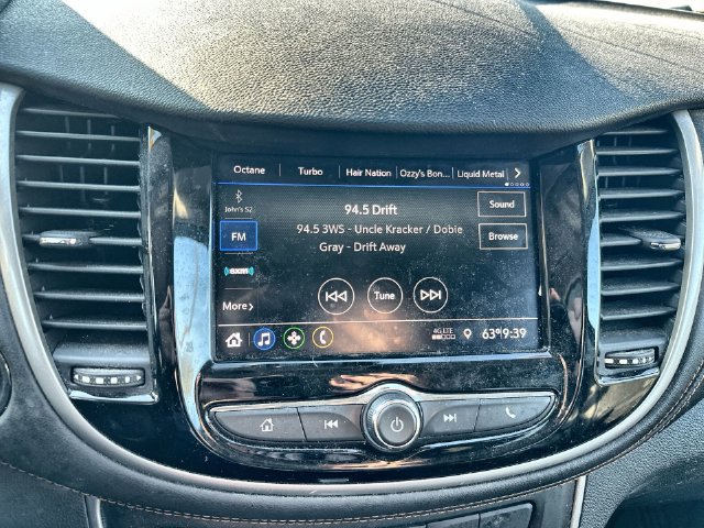 Used 2020 Chevrolet Trax LT w/ Sun & Sound Package AWD/4WD image 25