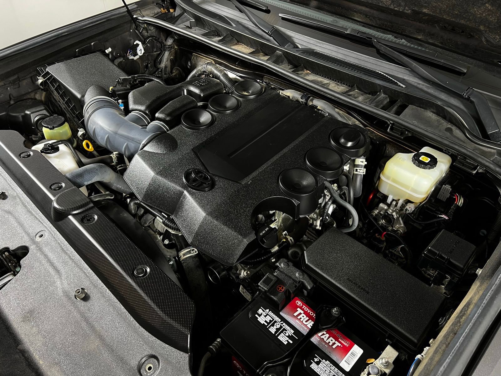 Used 2022 Toyota 4Runner Limited image 11