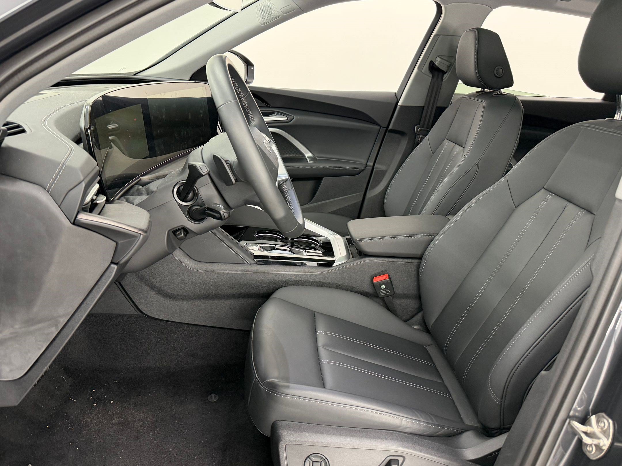 Used 2025 Audi Q5 Premium Plus AWD/4WD image 5