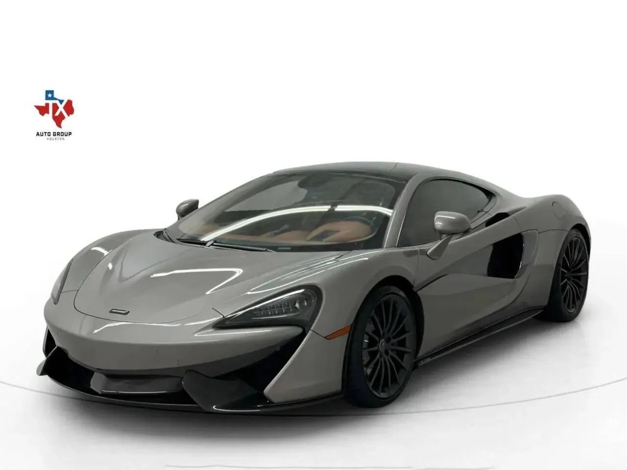Used 2017 McLaren 570S RWD image 4
