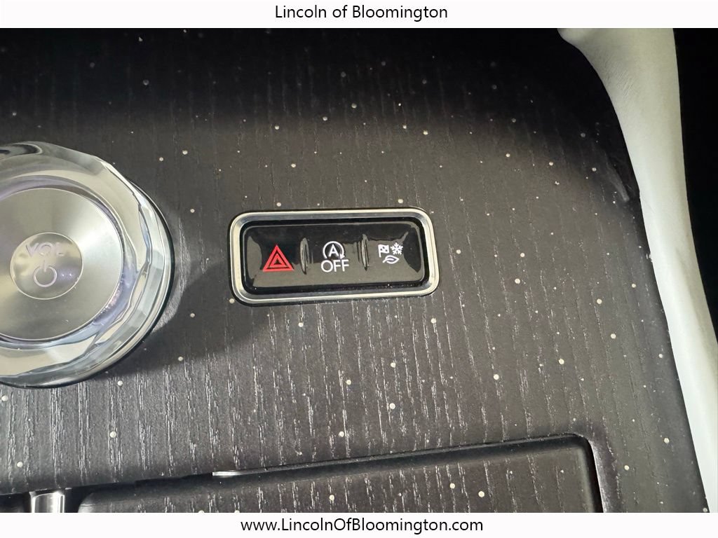 Certified 2025 Lincoln Navigator L Black Label AWD/4WD image 66