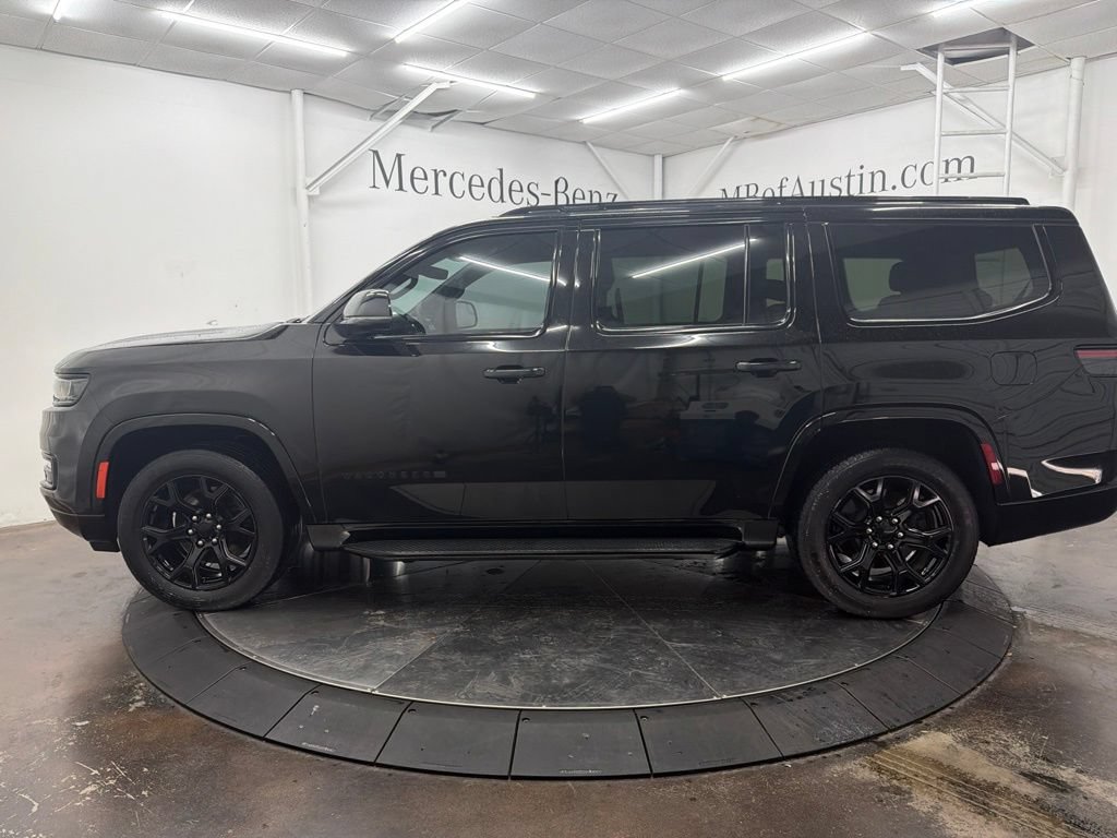 Used 2023 Jeep Wagoneer Series II AWD/4WD image 4