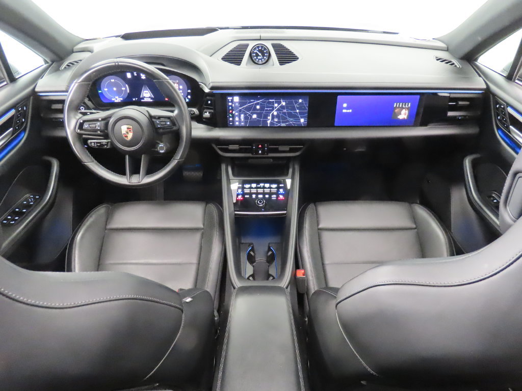 Used 2024 Porsche Macan 4 Electric AWD/4WD image 16