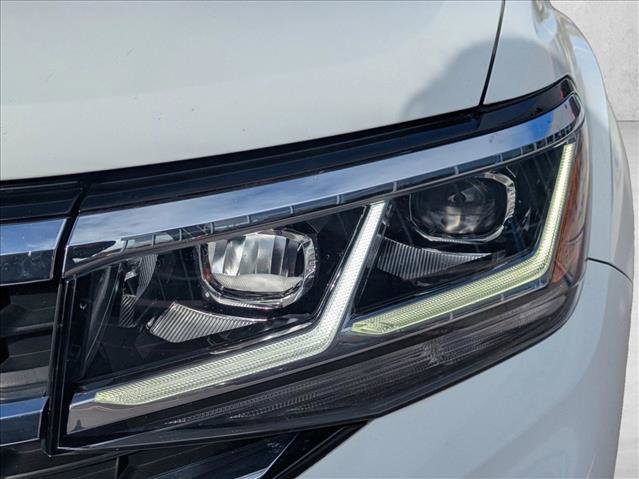 Used 2020 Volkswagen Atlas Cross Sport SEL image 7