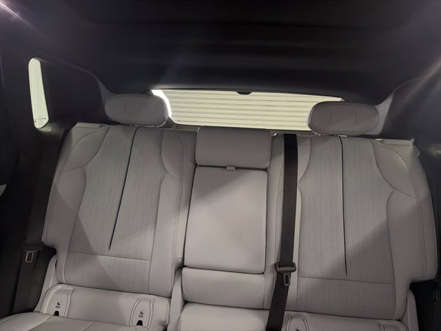 Certified 2024 Cadillac Lyriq Luxury RWD image 10