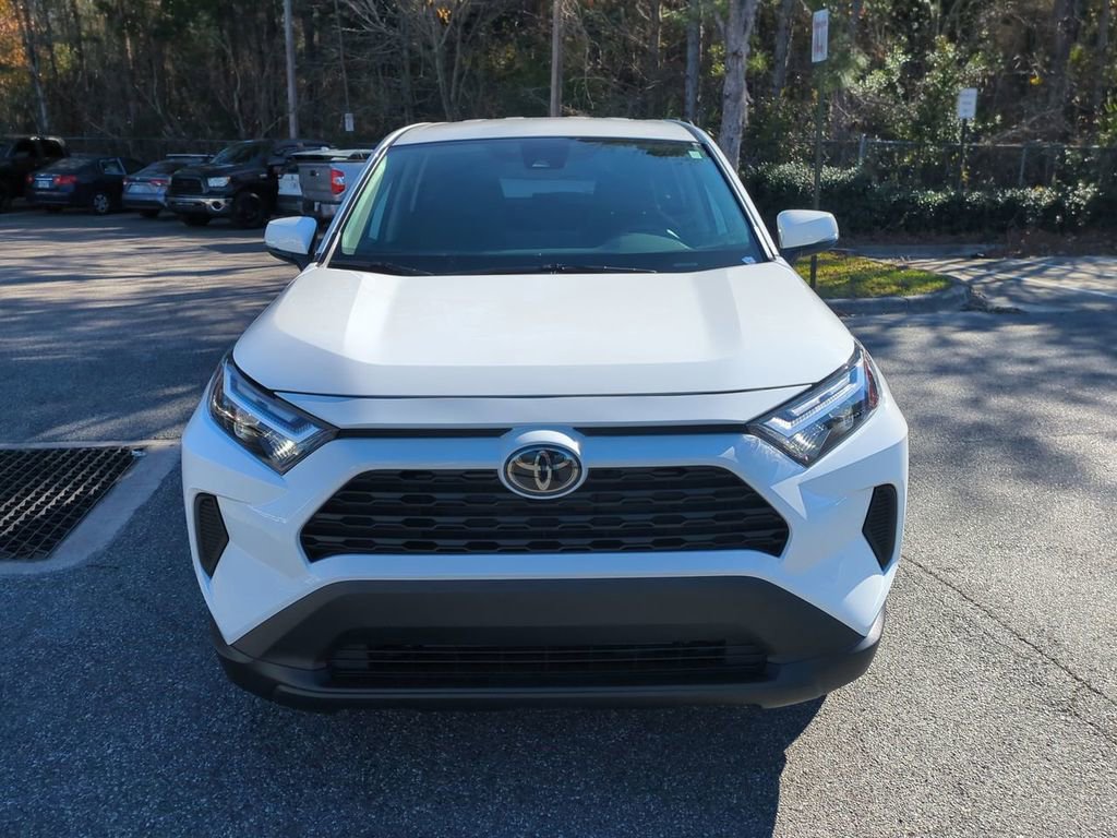 Used 2025 Toyota RAV4 LE image 9