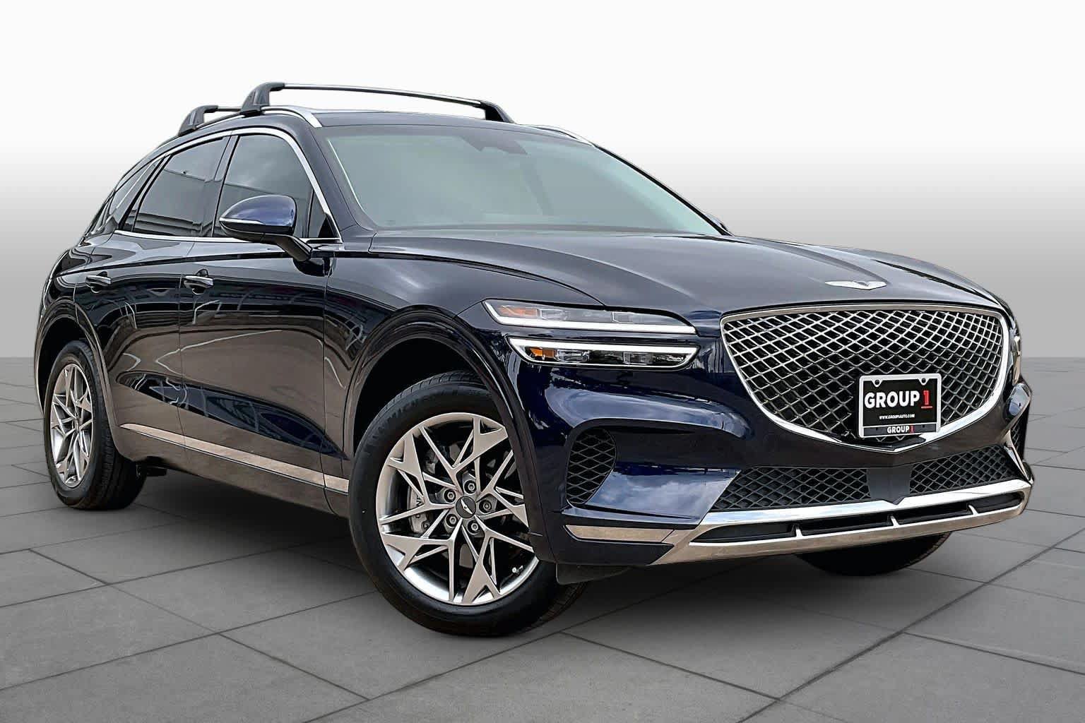Used 2023 Genesis GV70 2.5T w/ Select Package AWD/4WD image 3