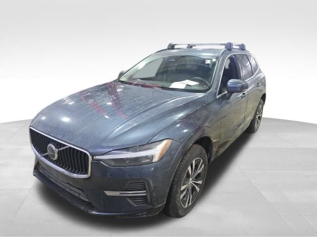 Used 2023 Volvo XC60 B5 Core image 2