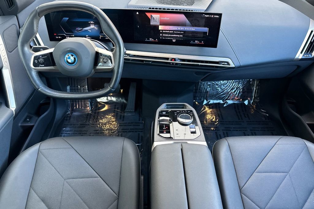 Used 2023 BMW iX xDrive50 image 14
