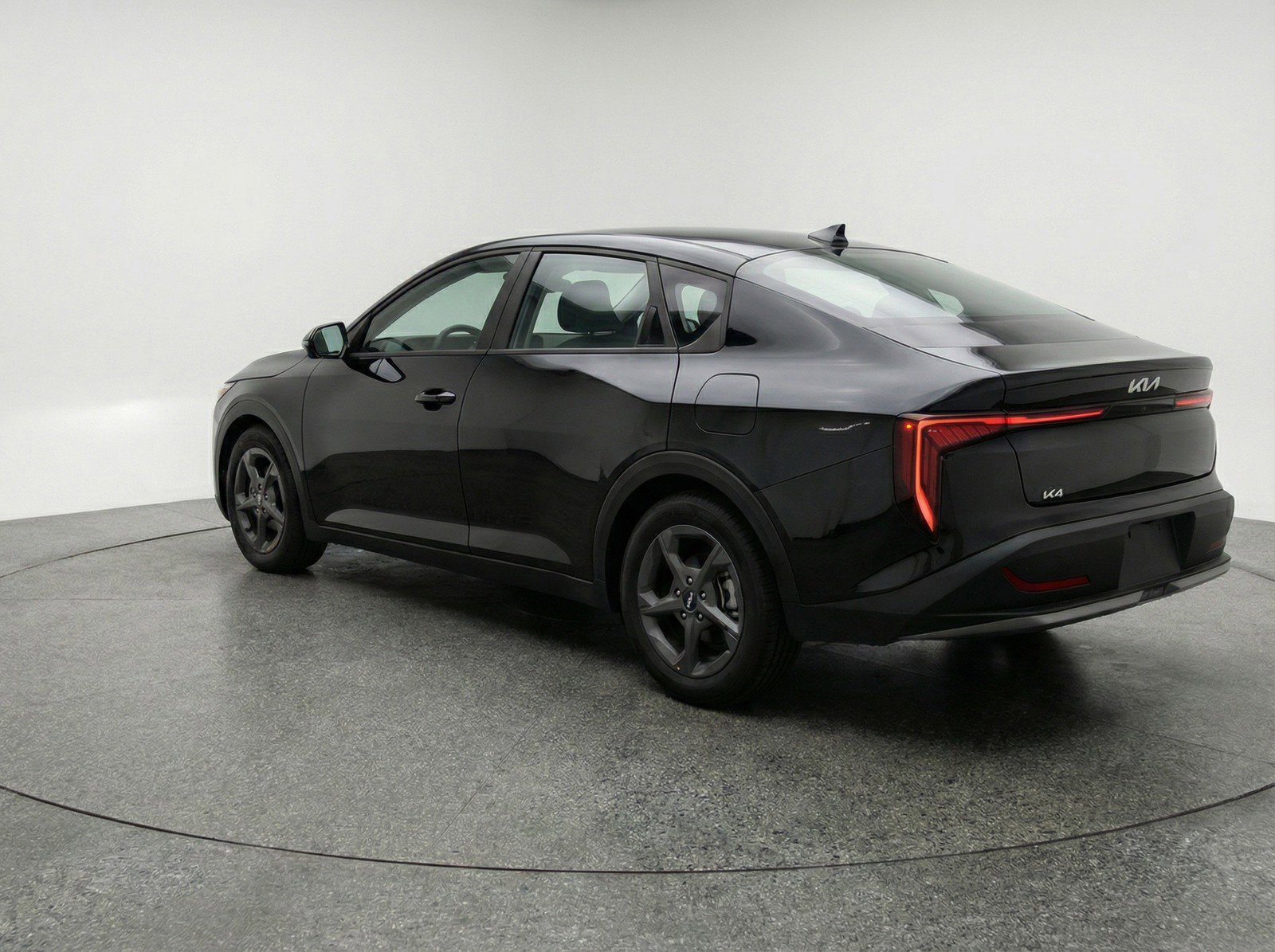 Used 2025 Kia K4 LXS image 6