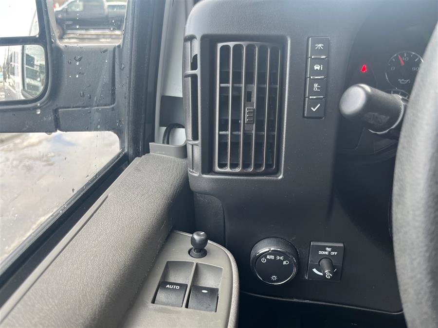 Used 2020 Chevrolet Express 3500 LT w/ LT Preferred Equipment Group image 24