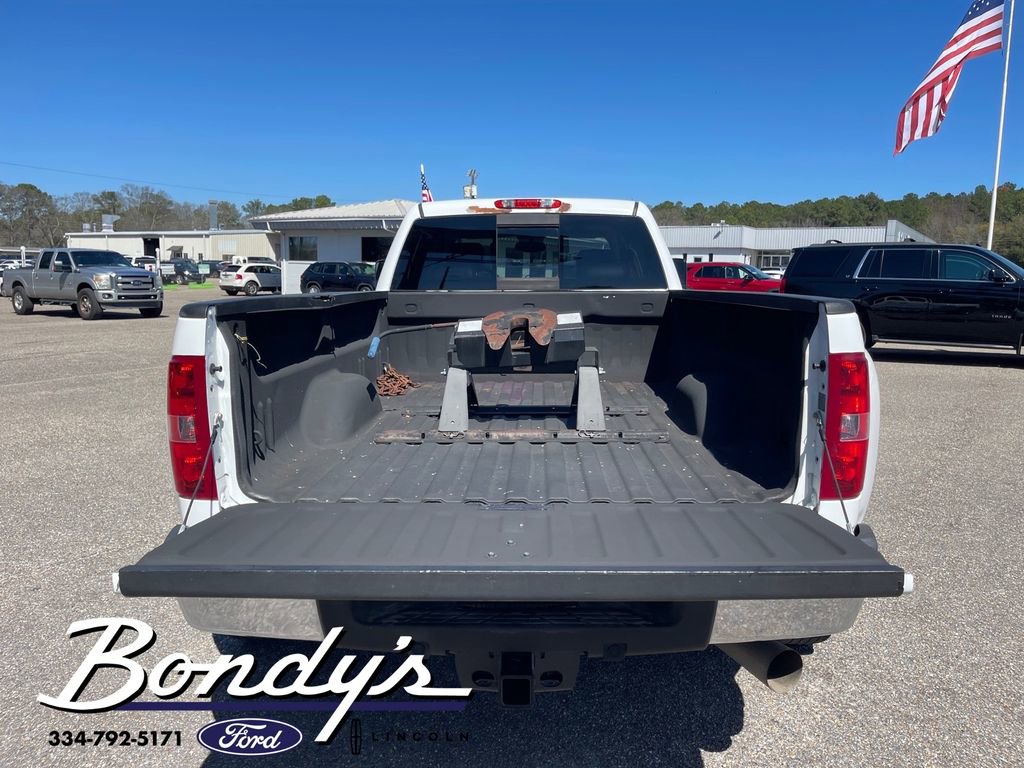 Used 2014 Chevrolet Silverado 3500 LTZ w/ LTZ Plus Package image 14