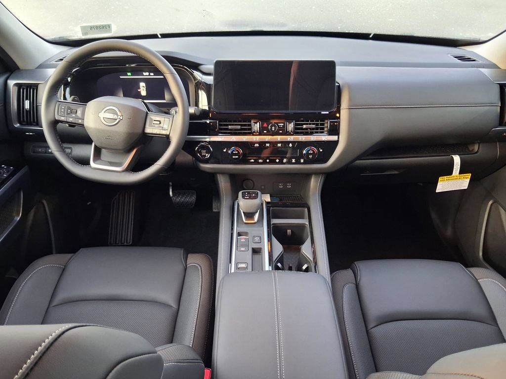 New 2026 Nissan Pathfinder SL FWD image 6