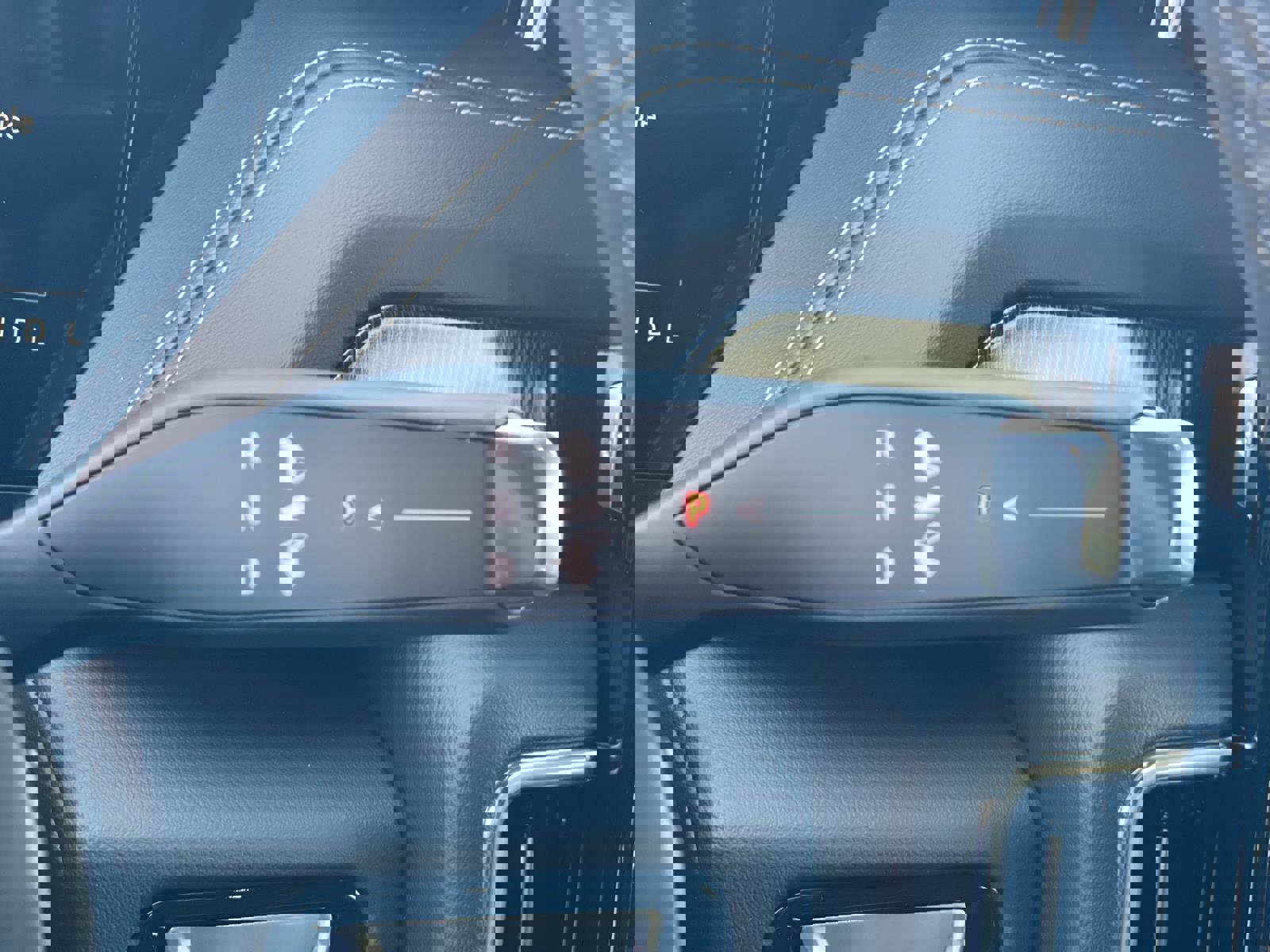 New 2026 GMC Yukon XL Elevation image 17