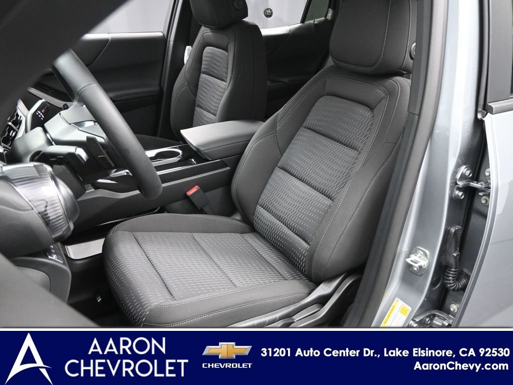 New 2026 Chevrolet Equinox LT image 8