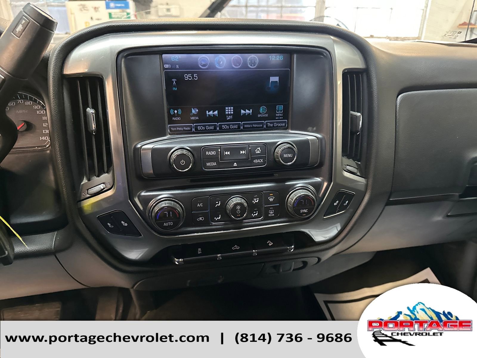 Used 2018 Chevrolet Silverado 1500 LT w/ All Star Edition image 21