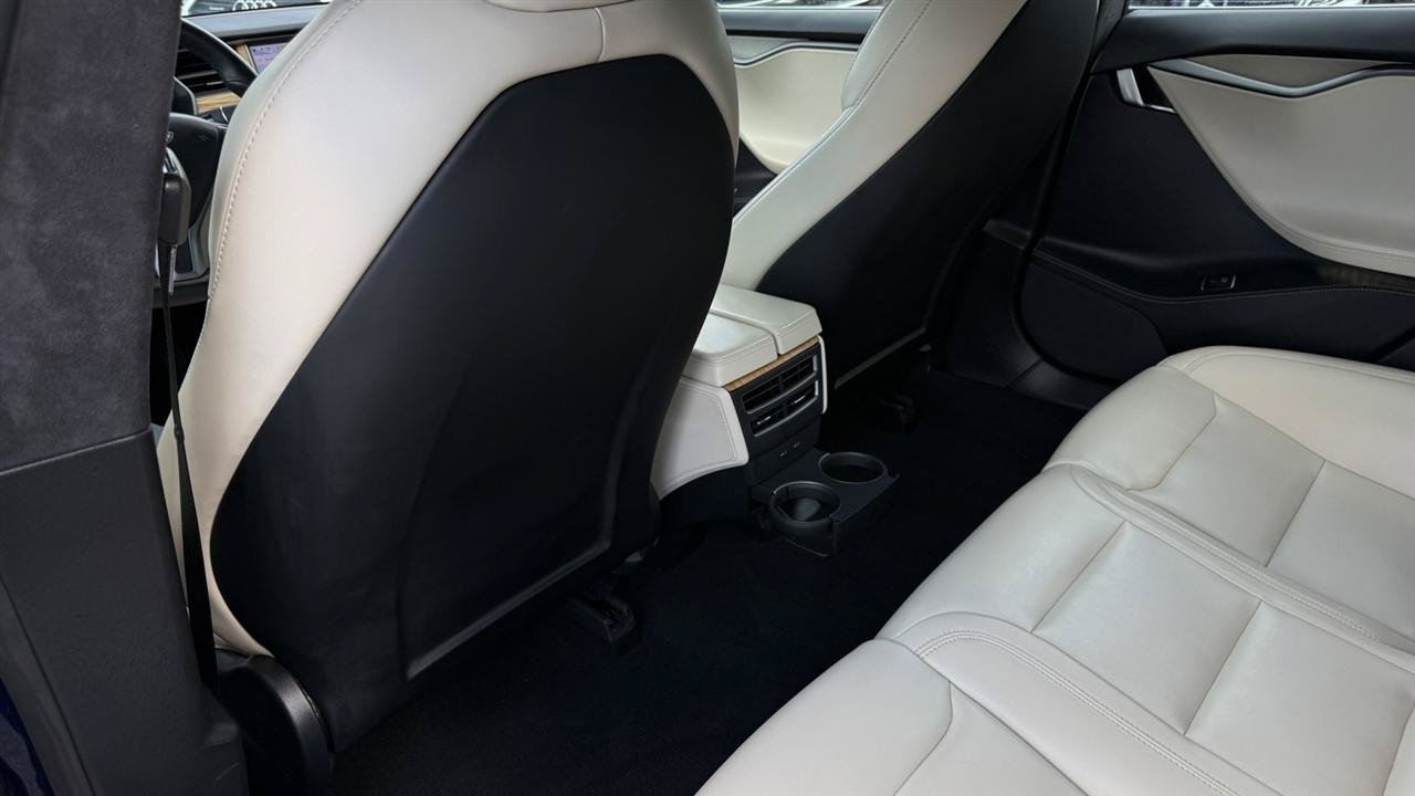 Used 2020 Tesla Model S Long Range AWD/4WD image 32