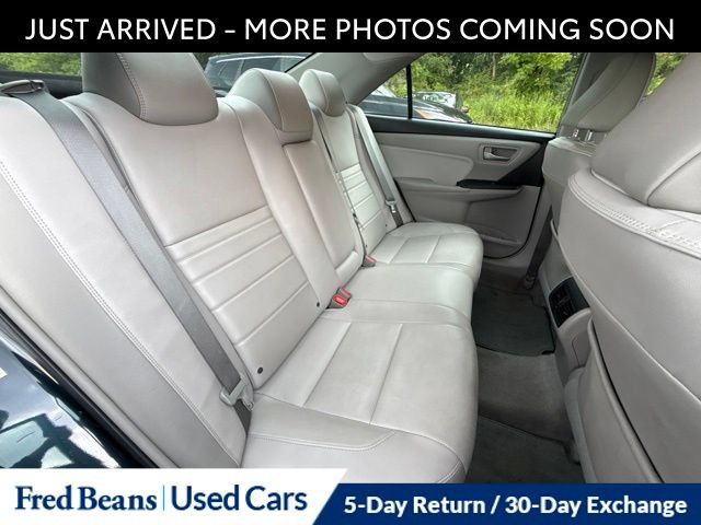 Used 2016 Toyota Camry XLE w/ Moonroof Package FWD image 11