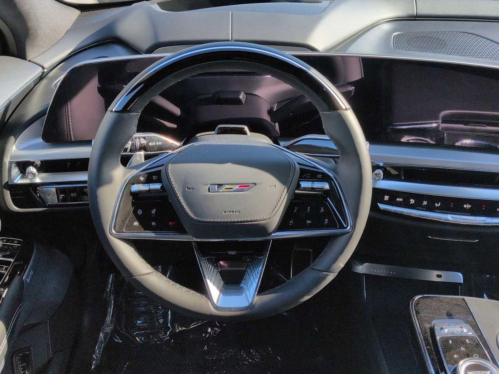 New 2026 Cadillac Lyriq V image 14