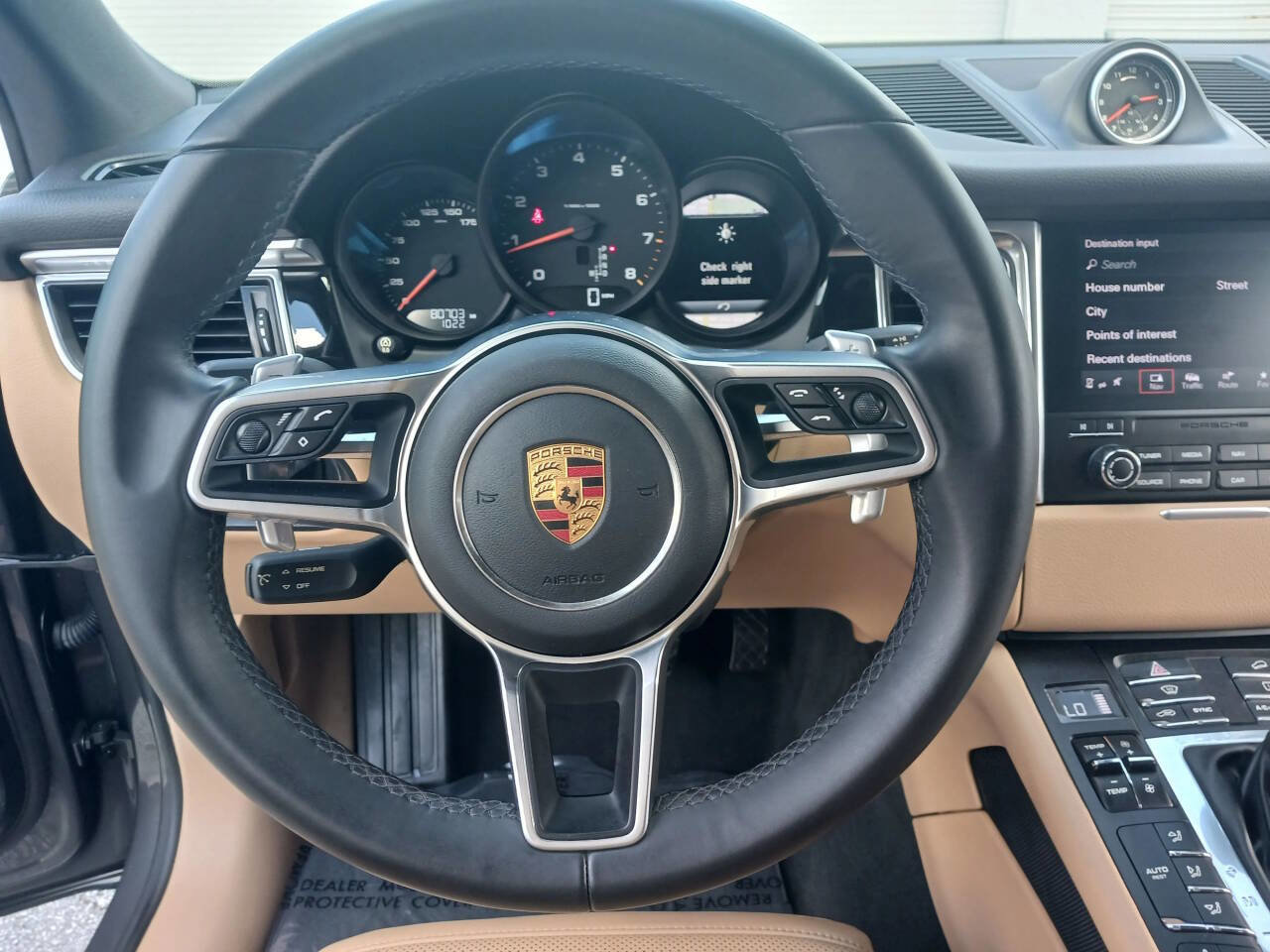 Used 2017 Porsche Macan image 39