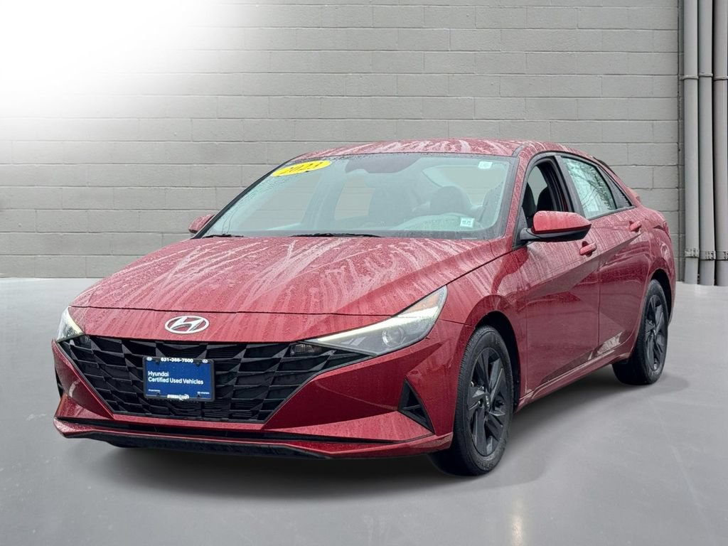 Used 2023 Hyundai Elantra SEL w/ Cargo Package FWD image 4