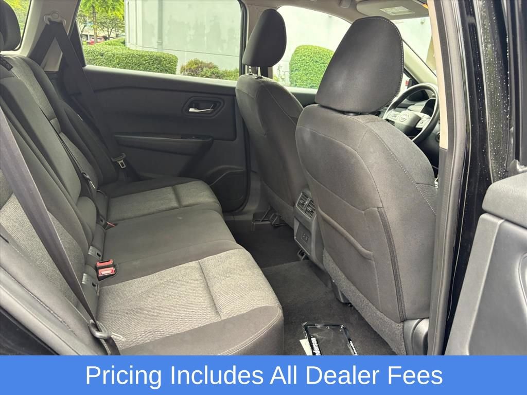 Certified 2025 Nissan Rogue SV FWD image 20