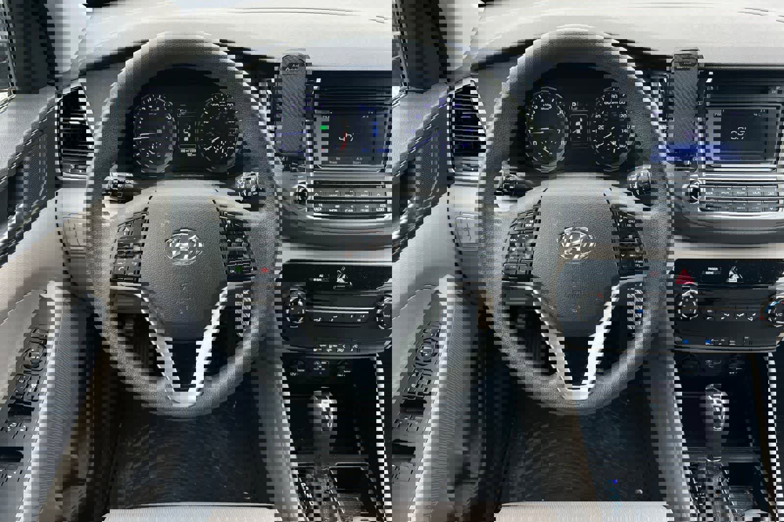 Used 2016 Hyundai Tucson SE w/ Option Group 02 image 16