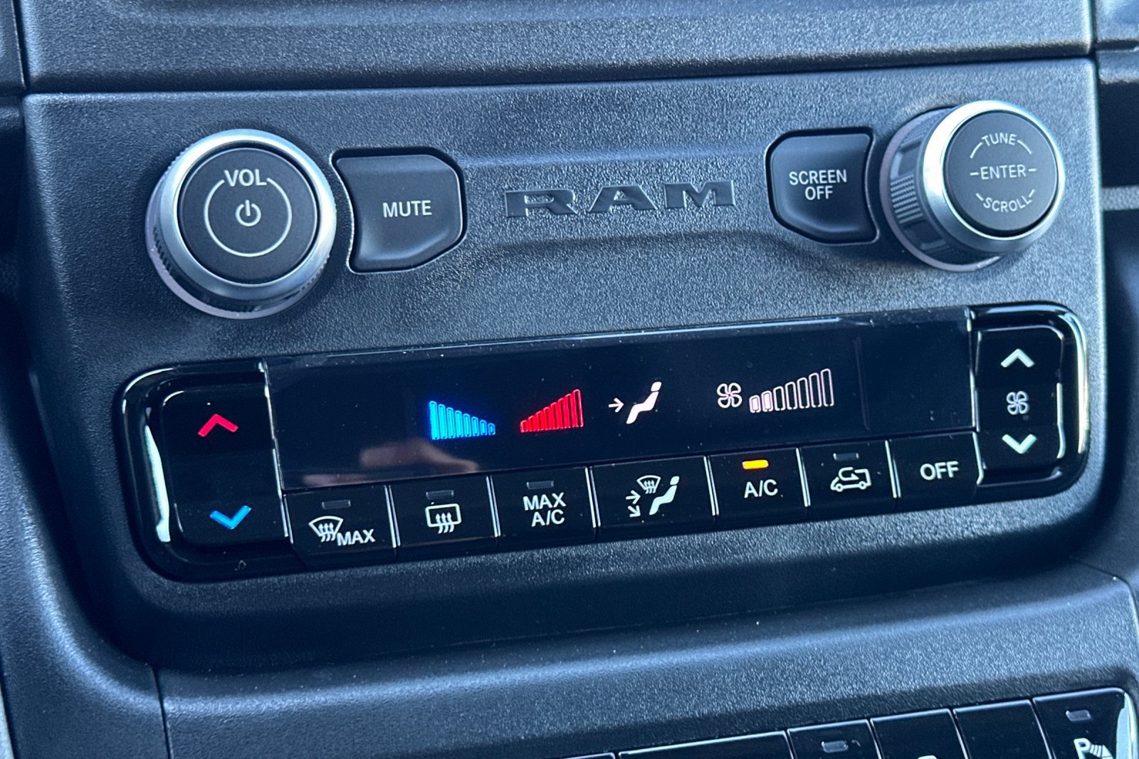 New 2027 RAM ProMaster 1500 w/ Safety Group FWD image 19