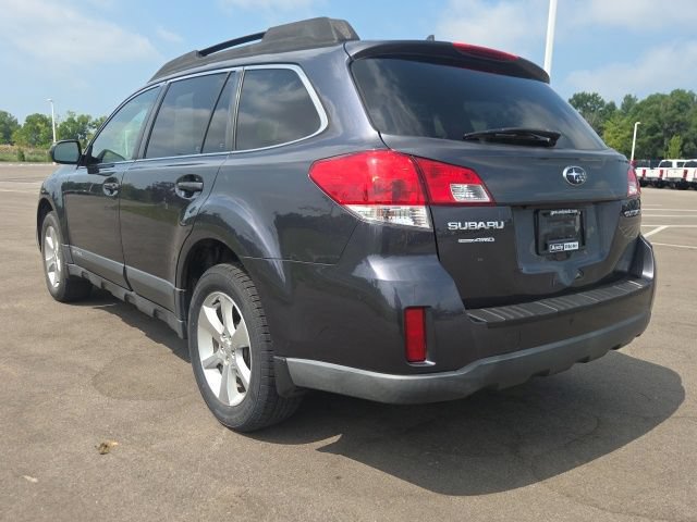 Used 2013 Subaru Outback 2.5i Limited w/ Moonroof Pkg AWD/4WD image 13