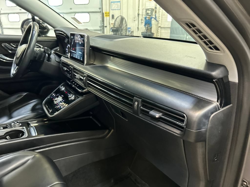 Used 2021 Lincoln Corsair FWD w/ Convenience Package image 42
