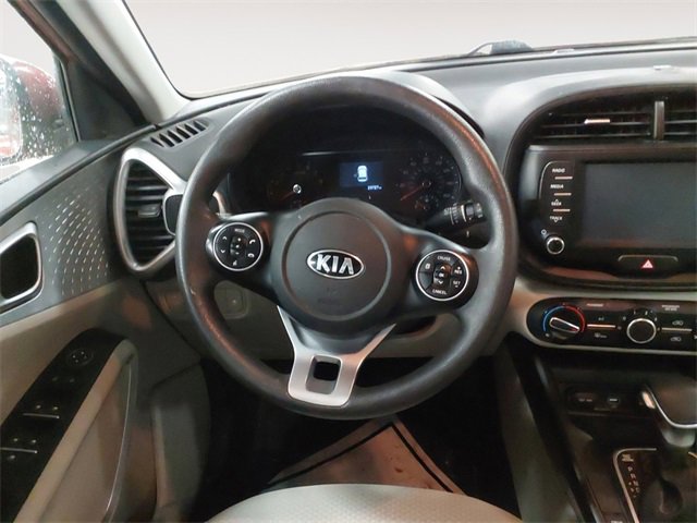 Used 2020 Kia Soul LX image 12