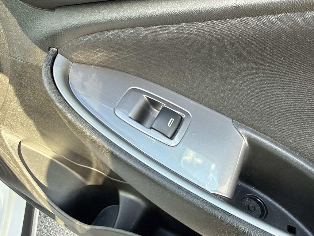 Used 2023 Chevrolet Malibu LT image 30